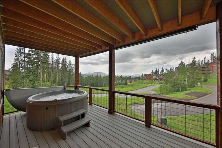 Rendezvous 47 Lookout Point - Winter Park Colorado - Deck with Private Hot Tub - StayWinterPark